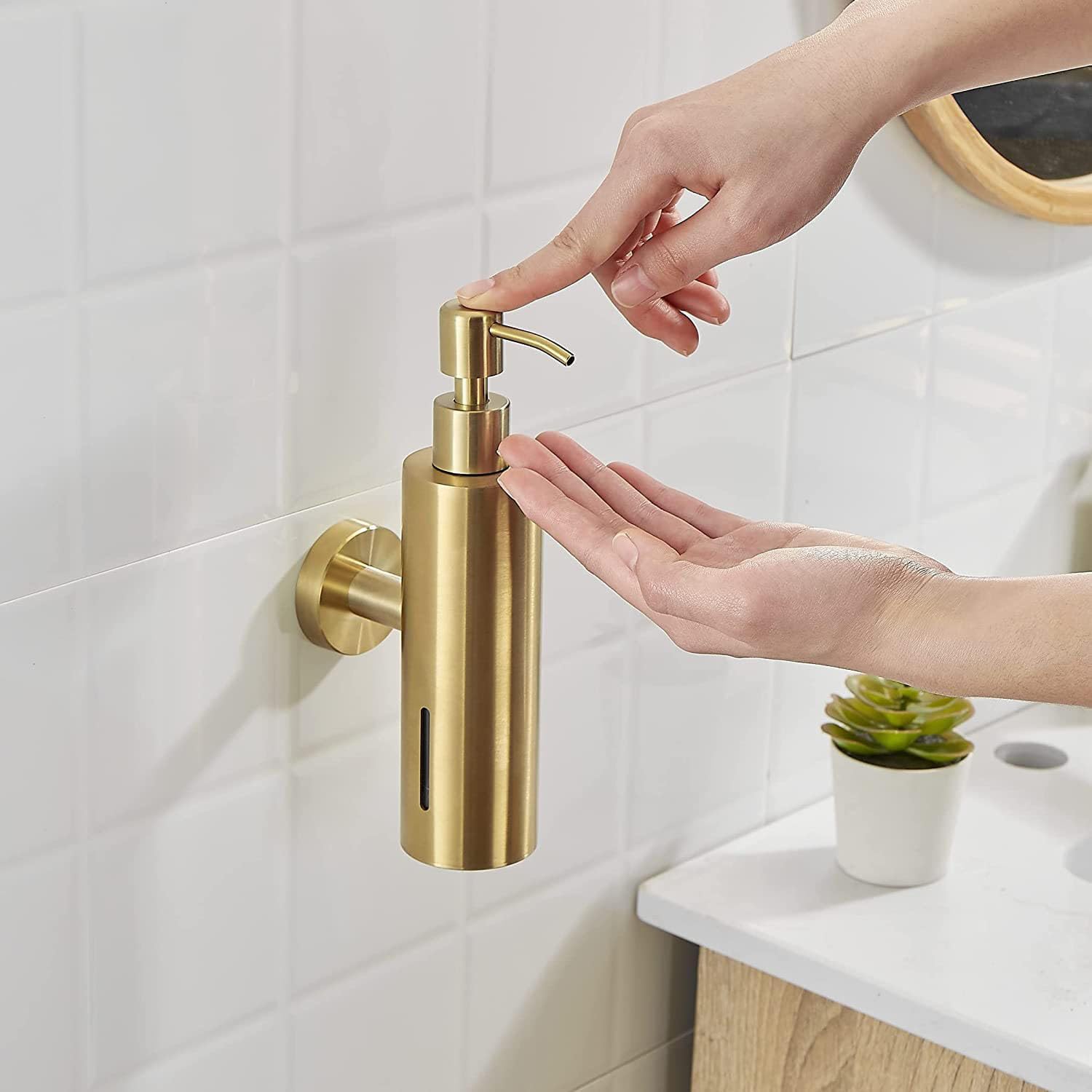 250MLシングルソープディスペンサー、浴室壁掛け式シャワー - Home Bathroom Wall Soap Dispenser のレビューと価格
